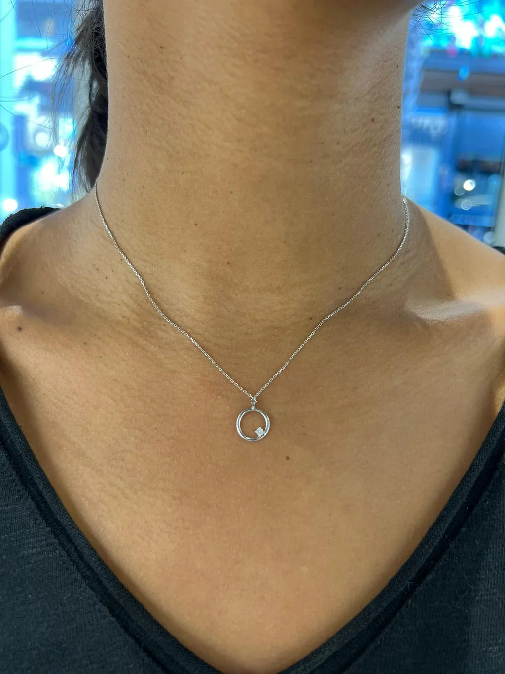 Collier en or blanc 9ct 454-61