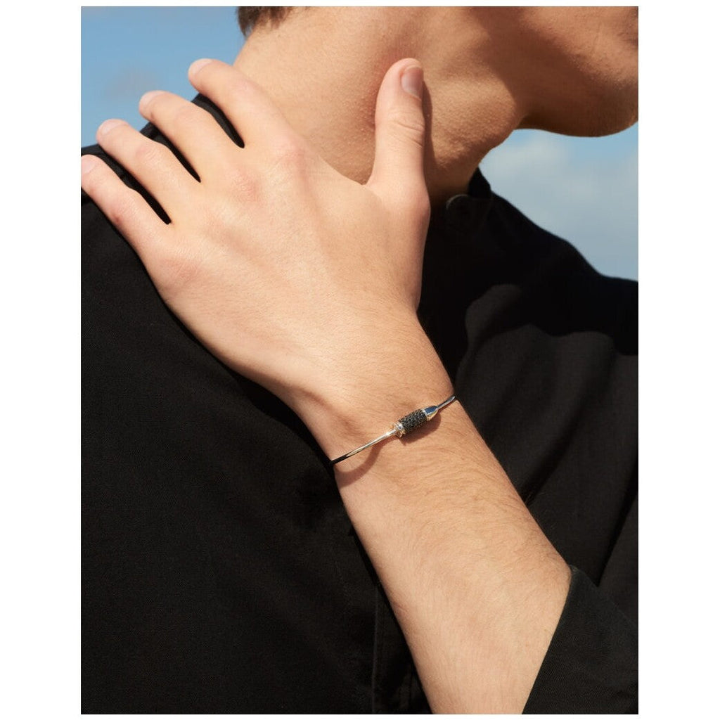 Bracelet Akillis flex fermé aimanté Bang Bang en or blanc rhodié noir pavé de diamants