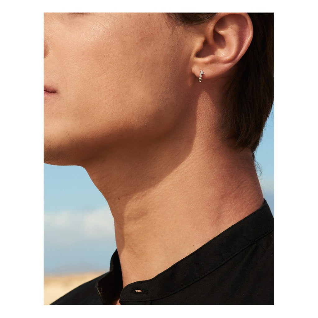 Mono Boucle d'oreille mini créole droite Akillis Capture Light en or blanc pavée de diamants