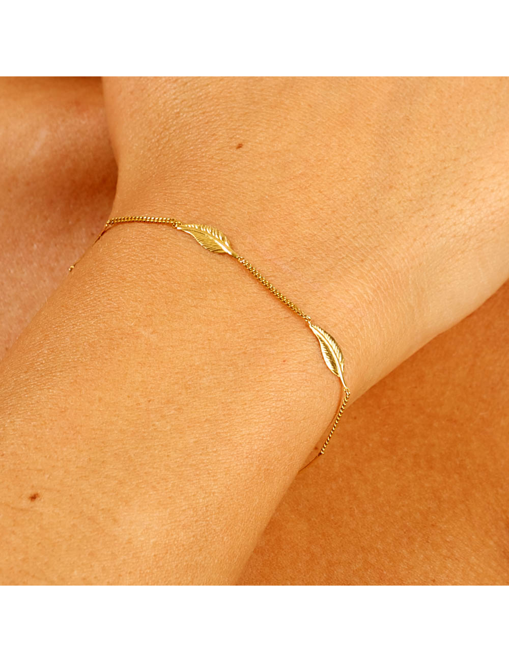 Collier en or 9ct plumes 440-50