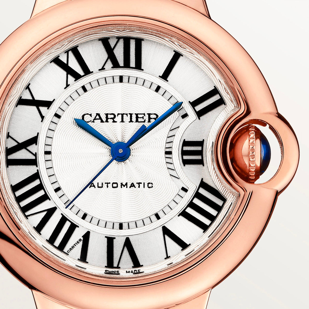 Montre Ballon Bleu de Cartier 33 mm, mouvement mécanique automatique, or rose