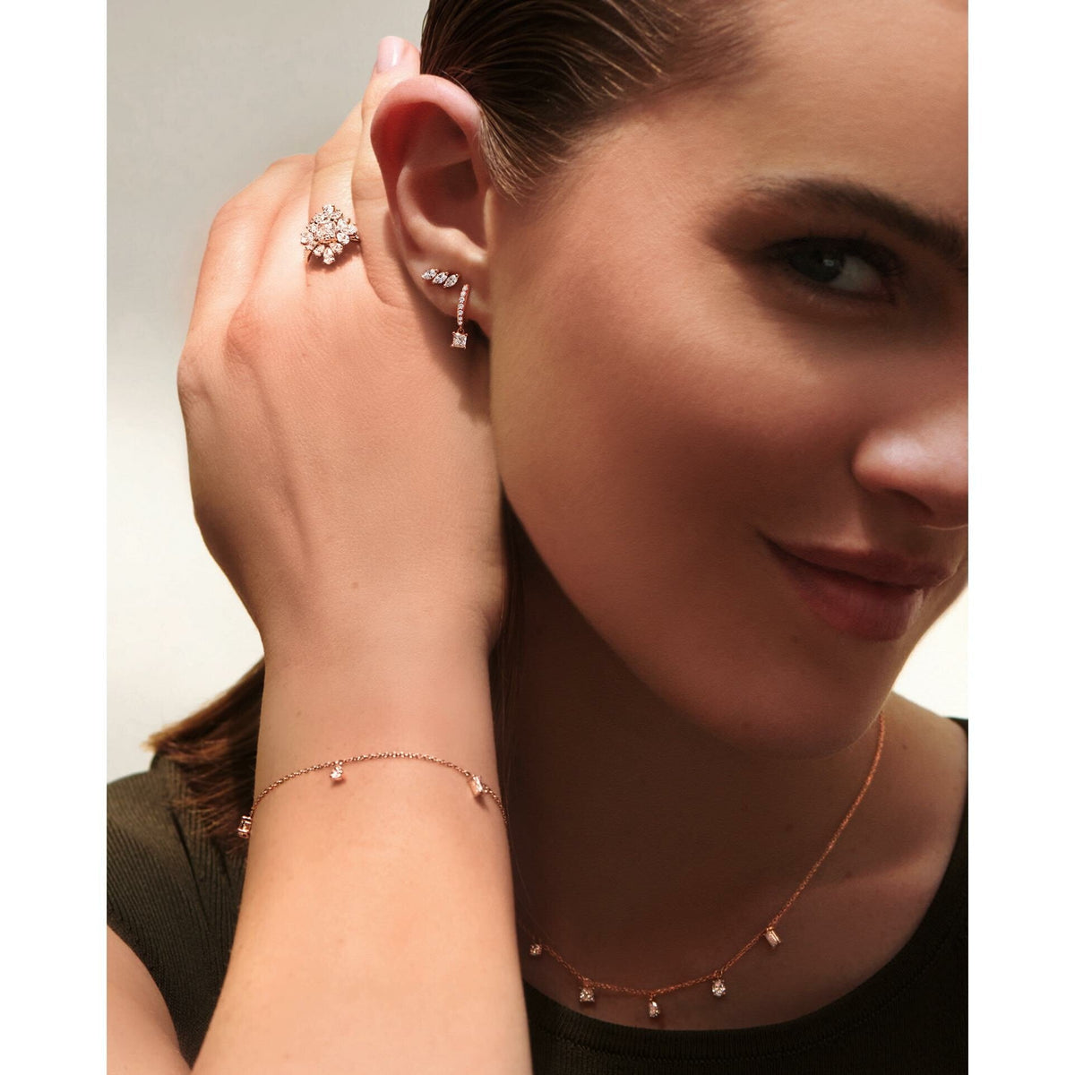 Collier or jaune et diamants