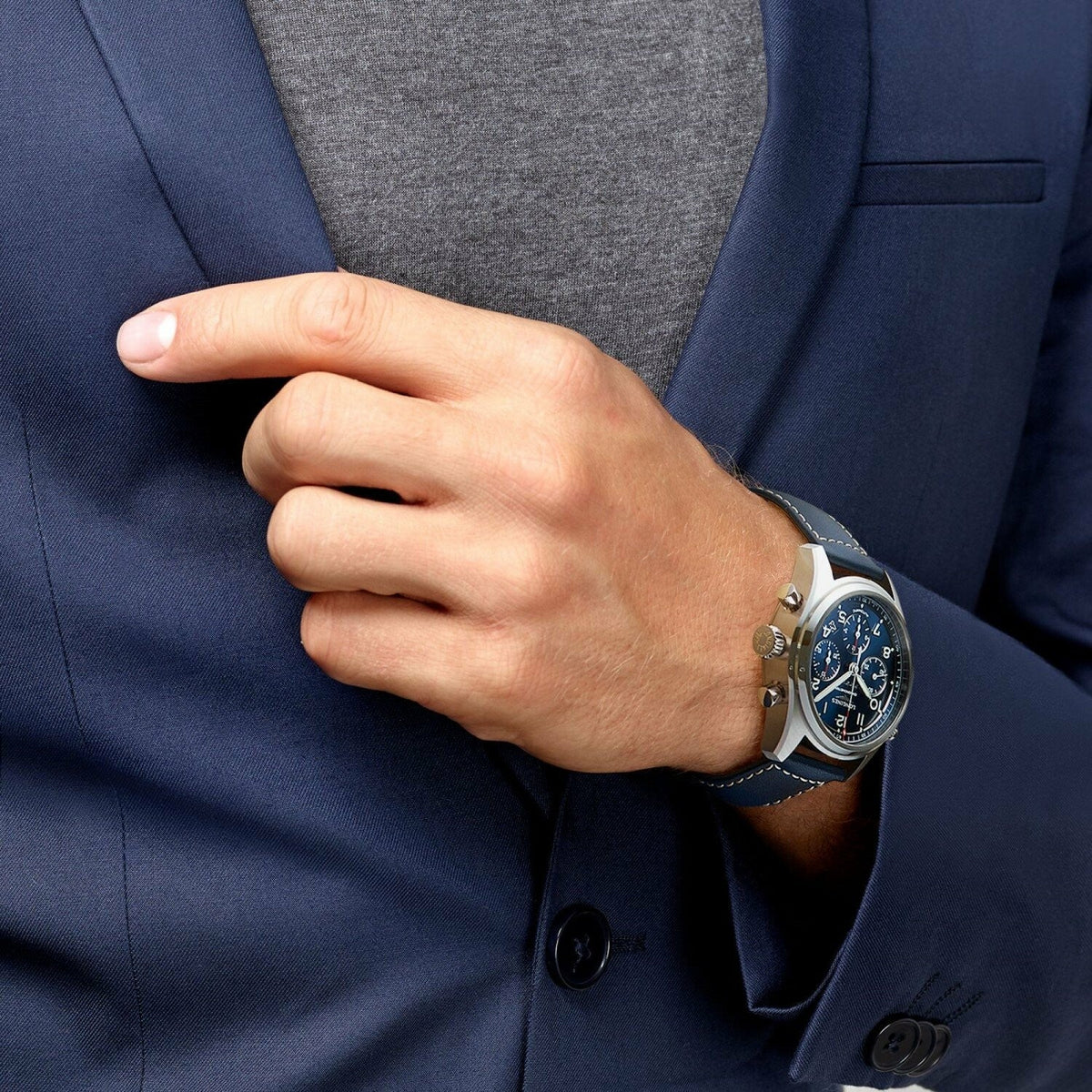 Montre Longines Spirit Chronograph L3.820.4.93.0