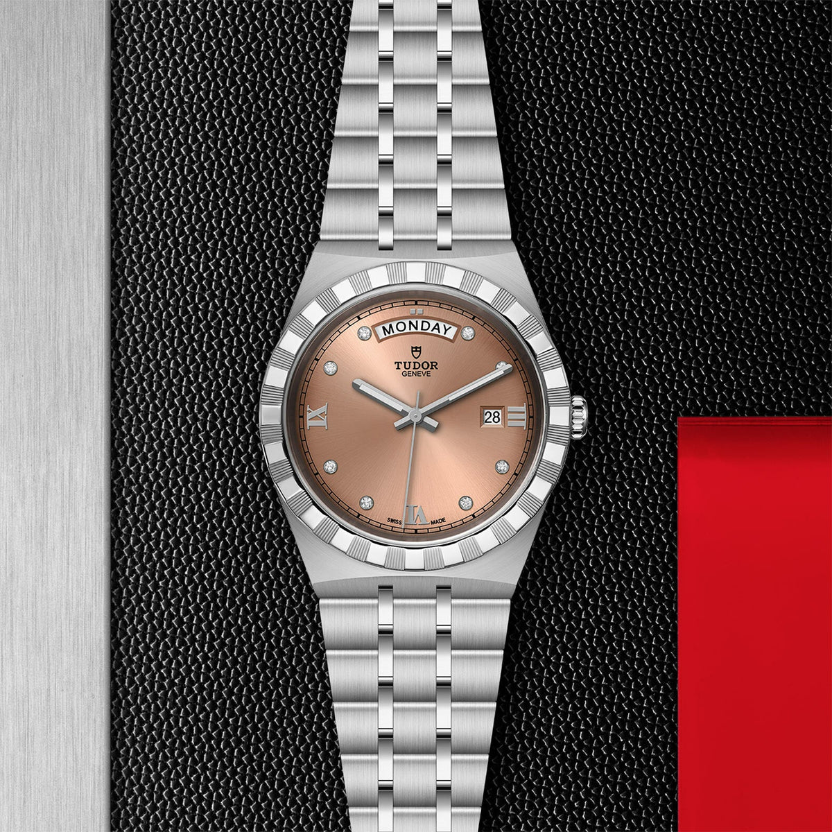 Montre TUDOR Royal boîtier en acier, 41 mm, cadran serti de diamants