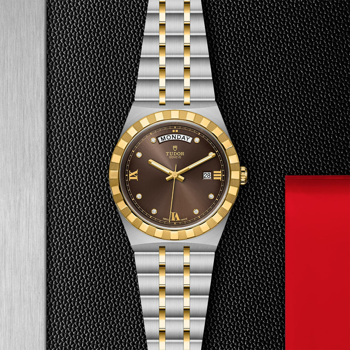 Montre TUDOR Royal boîtier en acier, 41 mm, cadran serti de diamants