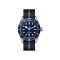 Montre TUDOR Black Bay 58 boîtier en acier 39 mm, bracelet en tissu bleu