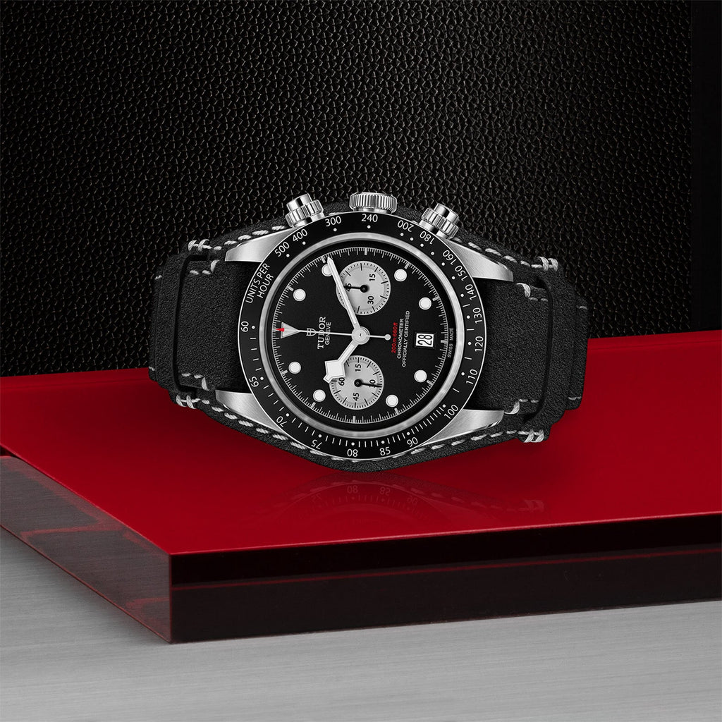 Montre TUDOR Black Bay Chrono boîtier en acier 41 mm, bracelet en cuir noir