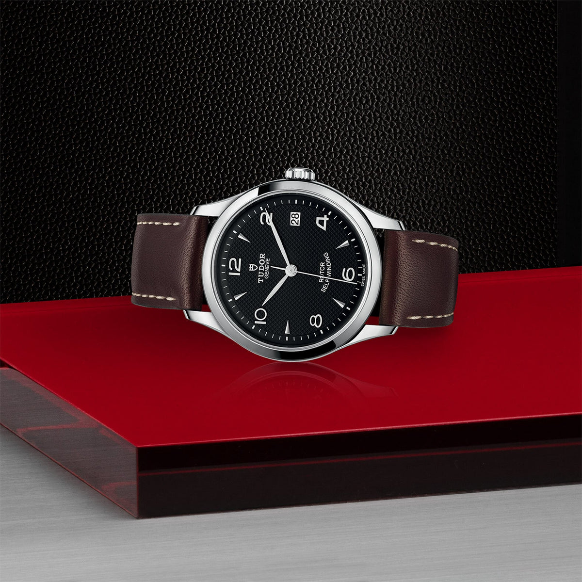 Montre TUDOR 1926 boîtier en acier 36 mm, cadran noir