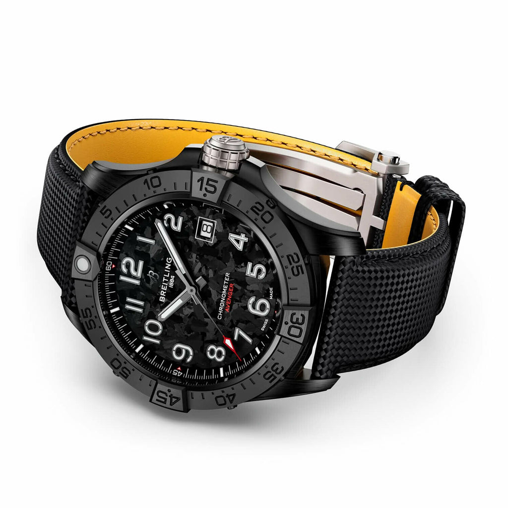 Montre Breitling Avenger Automatic 42 Night Mission