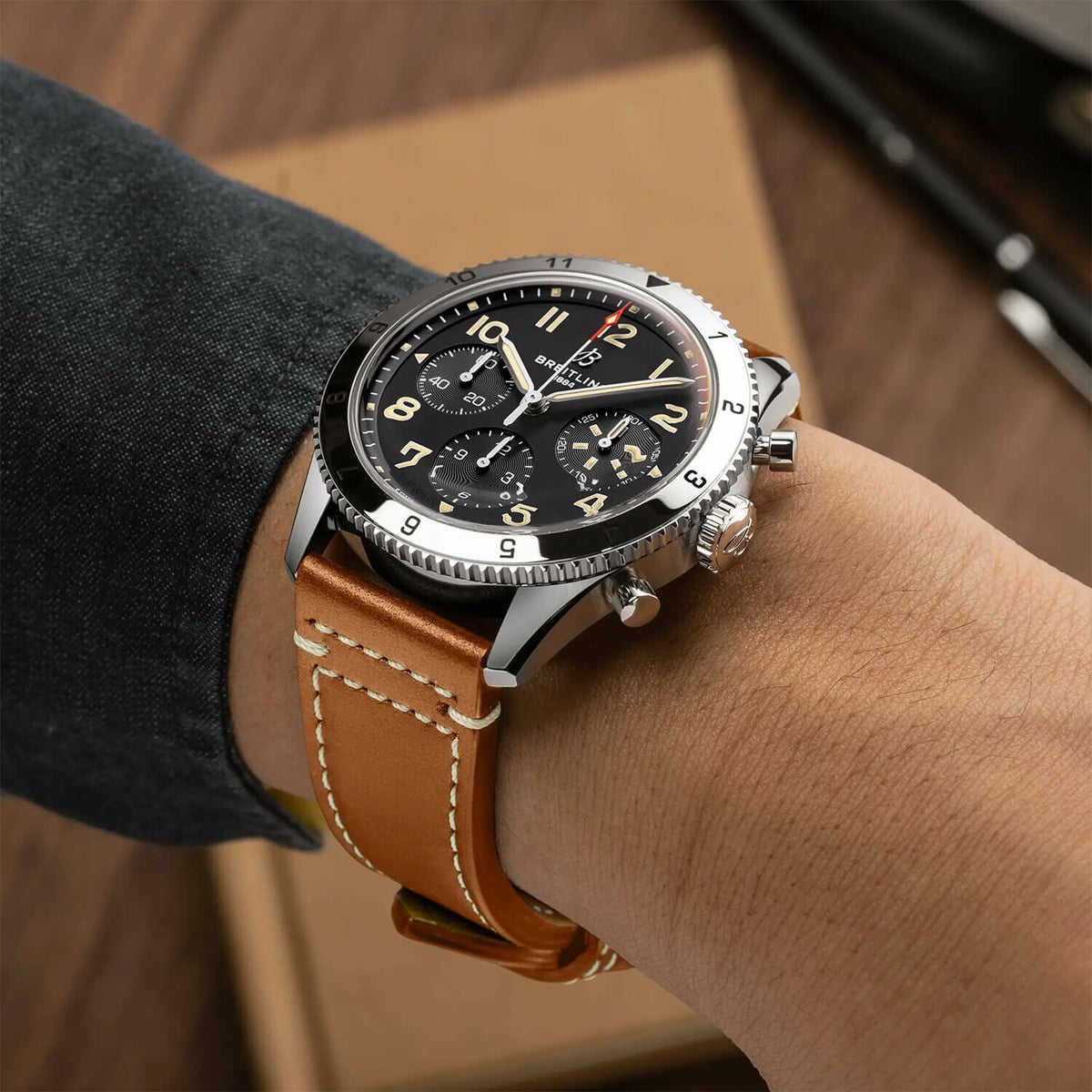 Montre Breitling Classic AVI Chronograph 42 P-51 Mustang