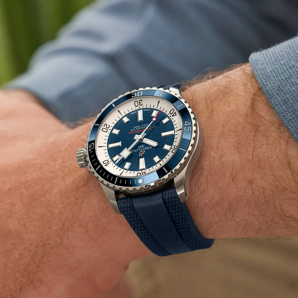 Montre Breitling Superocean Automatic 42