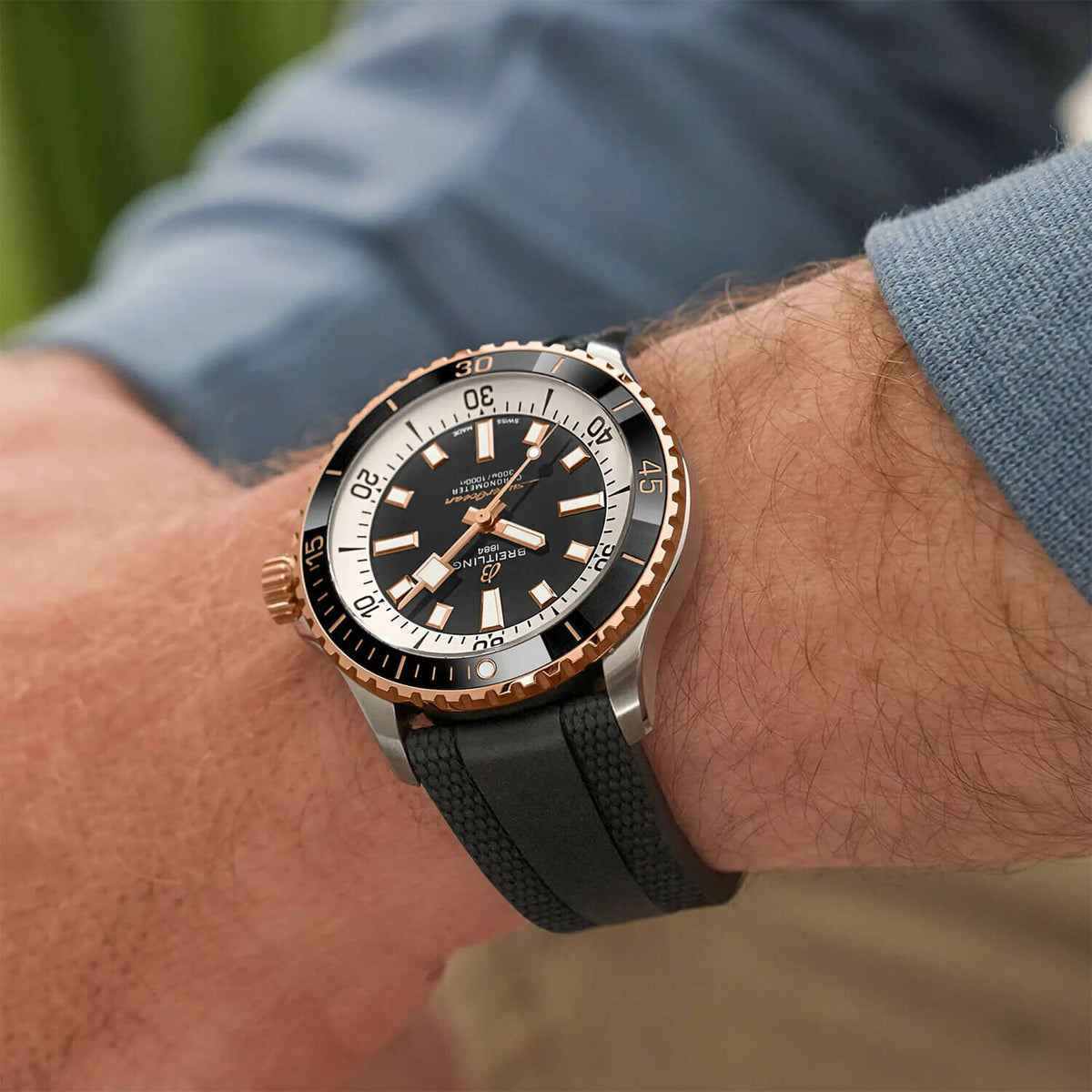 Montre Breitling Superocean Automatic 42