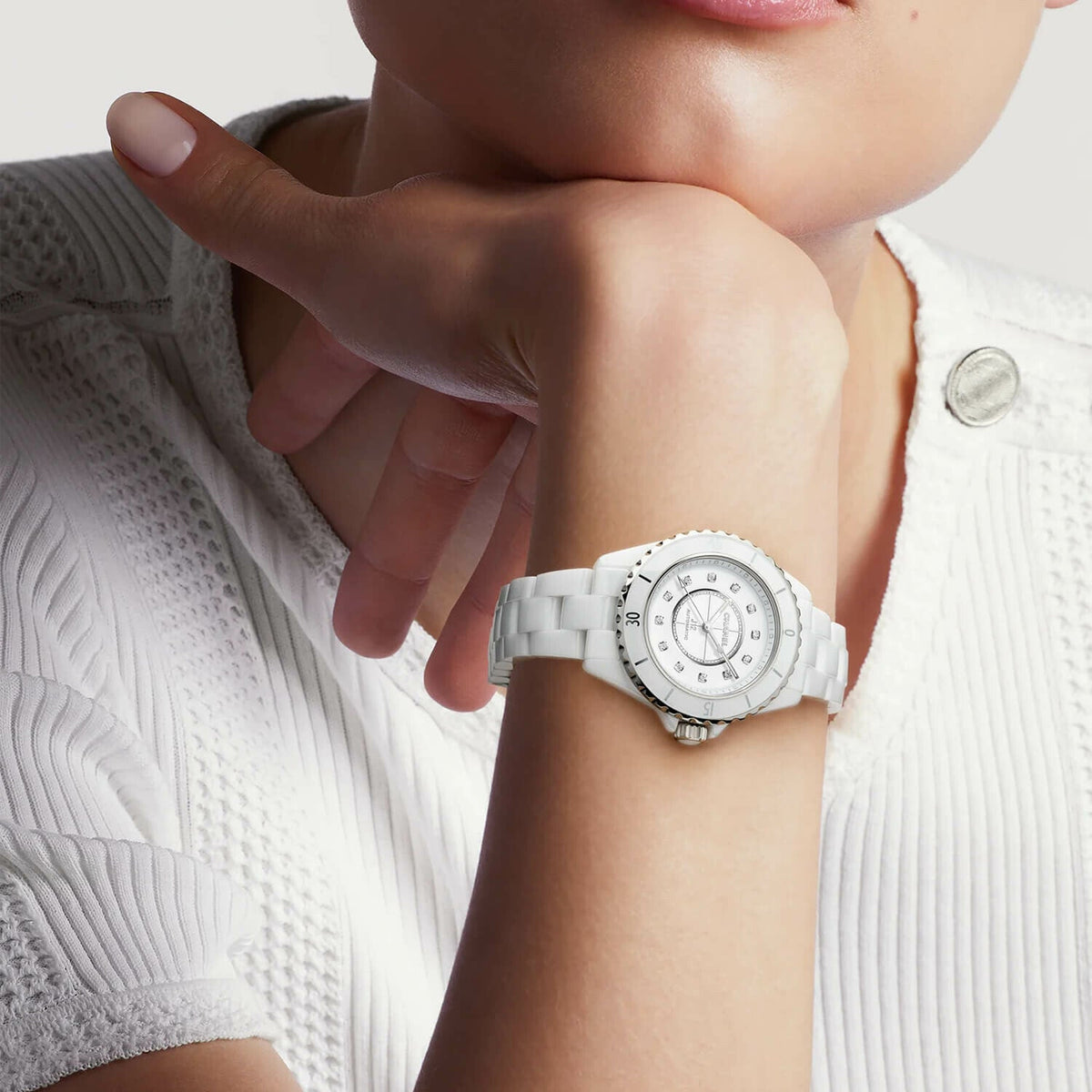 Montre CHANEL J12 Calibre 12.2, 33mm