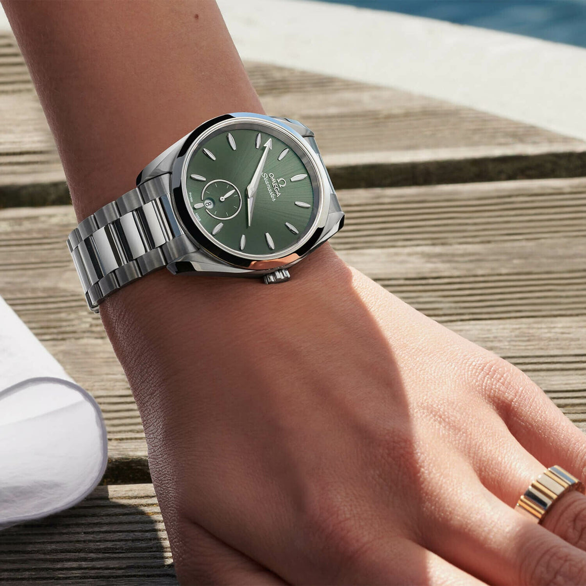 Montre OMEGA Seamaster Aqua Terra 150M Co-Axial Master Chronometer Petite Seconde 38mm