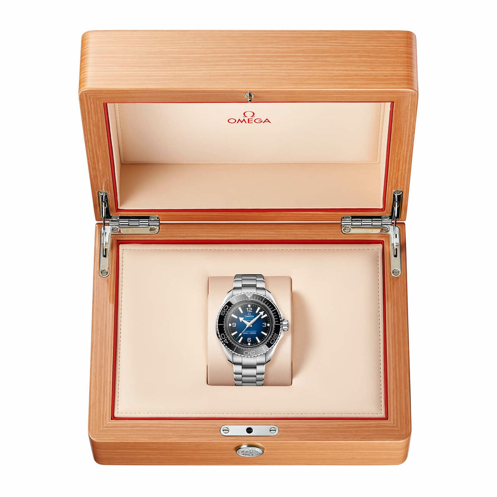 Montre OMEGA Seamaster Planet Ocean 6000M Ultra Deep Co-Axial Master Chronometer 45,5mm